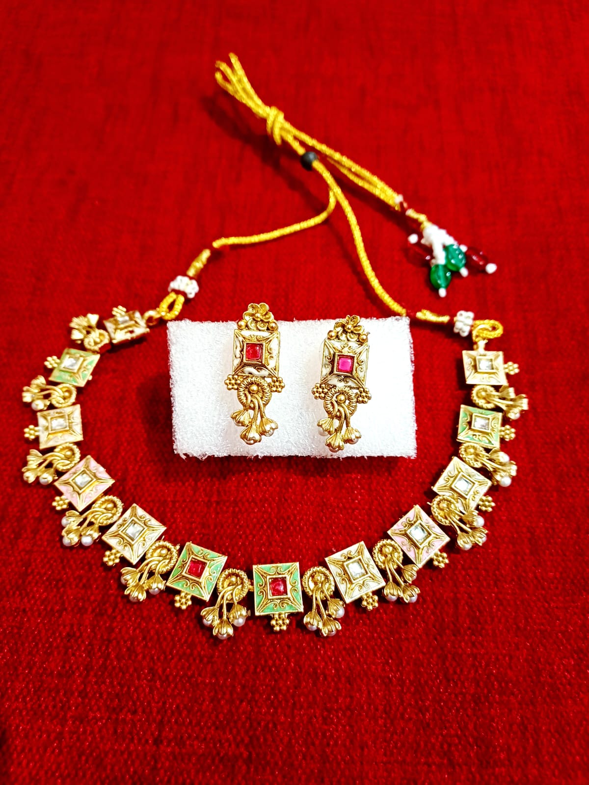Traditional Gold-Tone Majak Necklace Set
