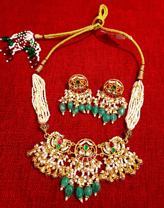 Jadau Jewellery Set