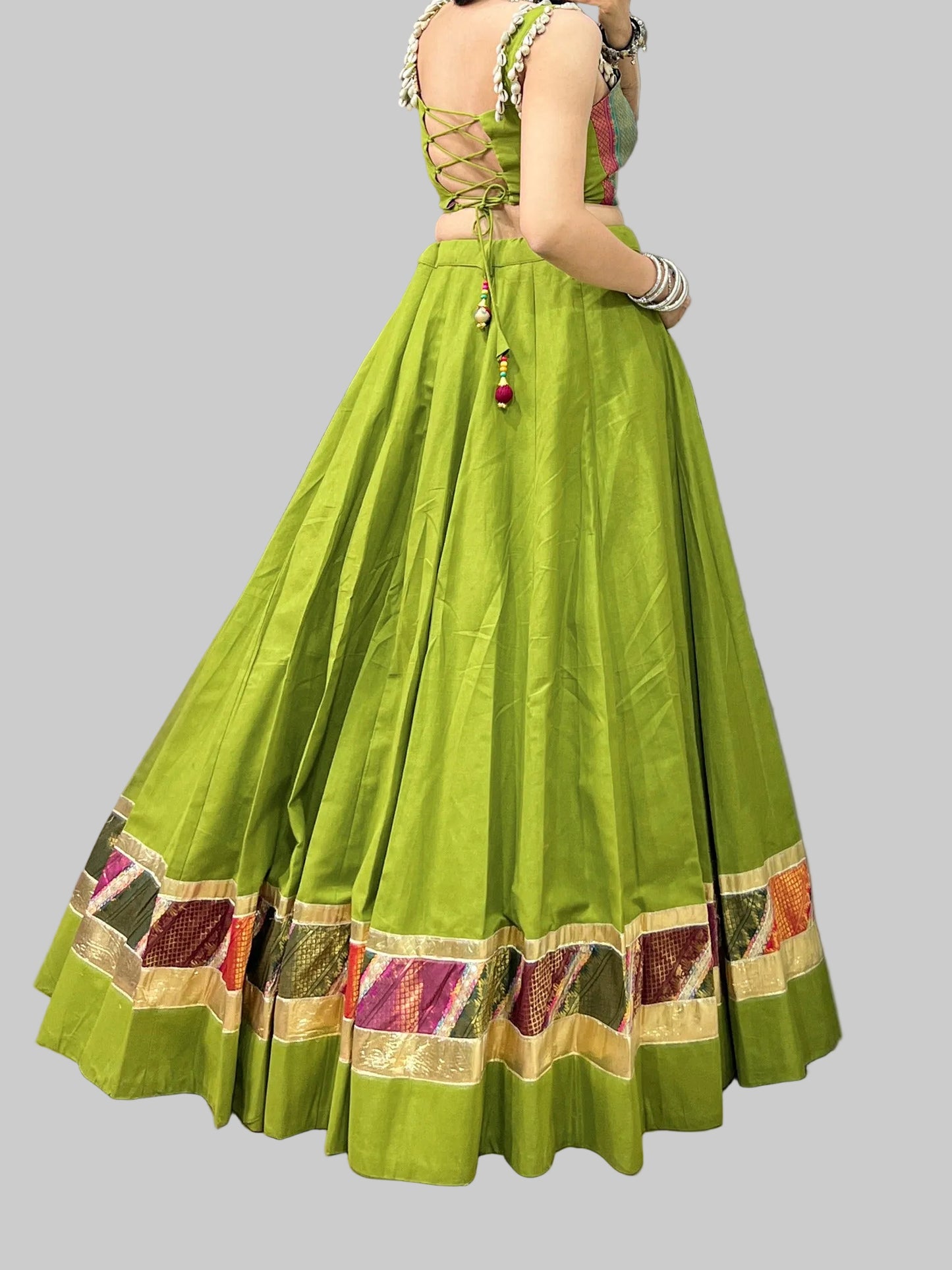 Lahenga Choli
