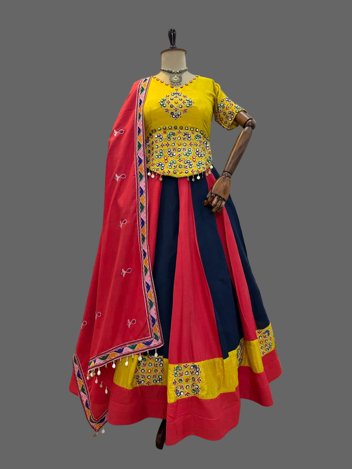 Chanya choli