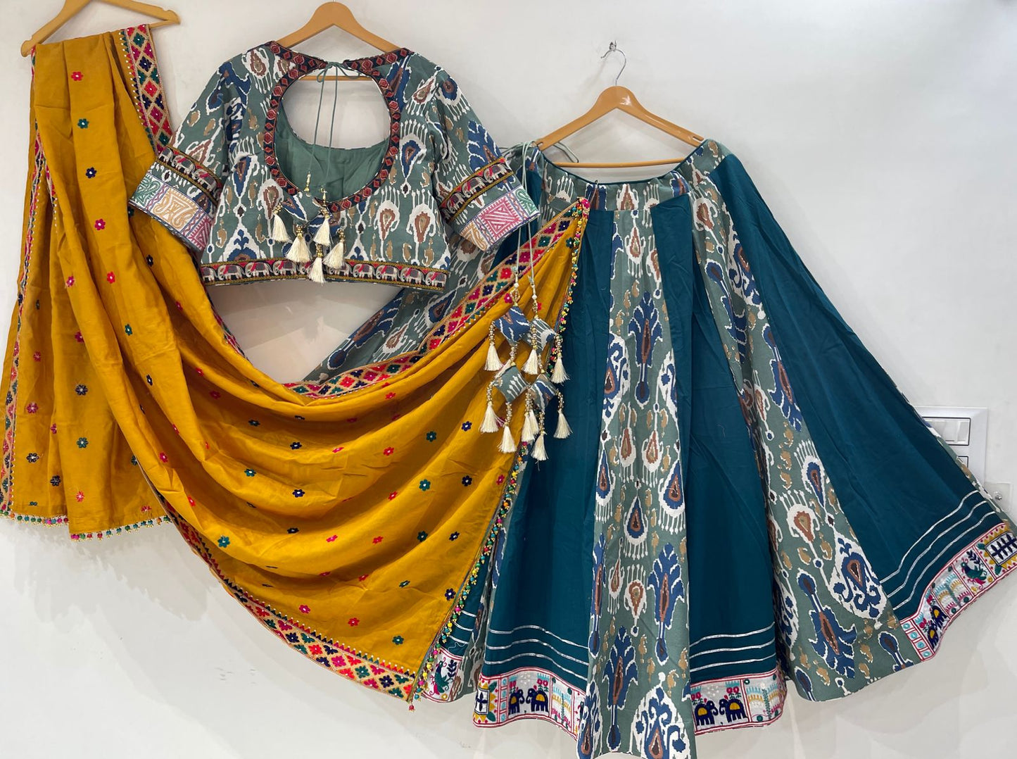 Chanya choli