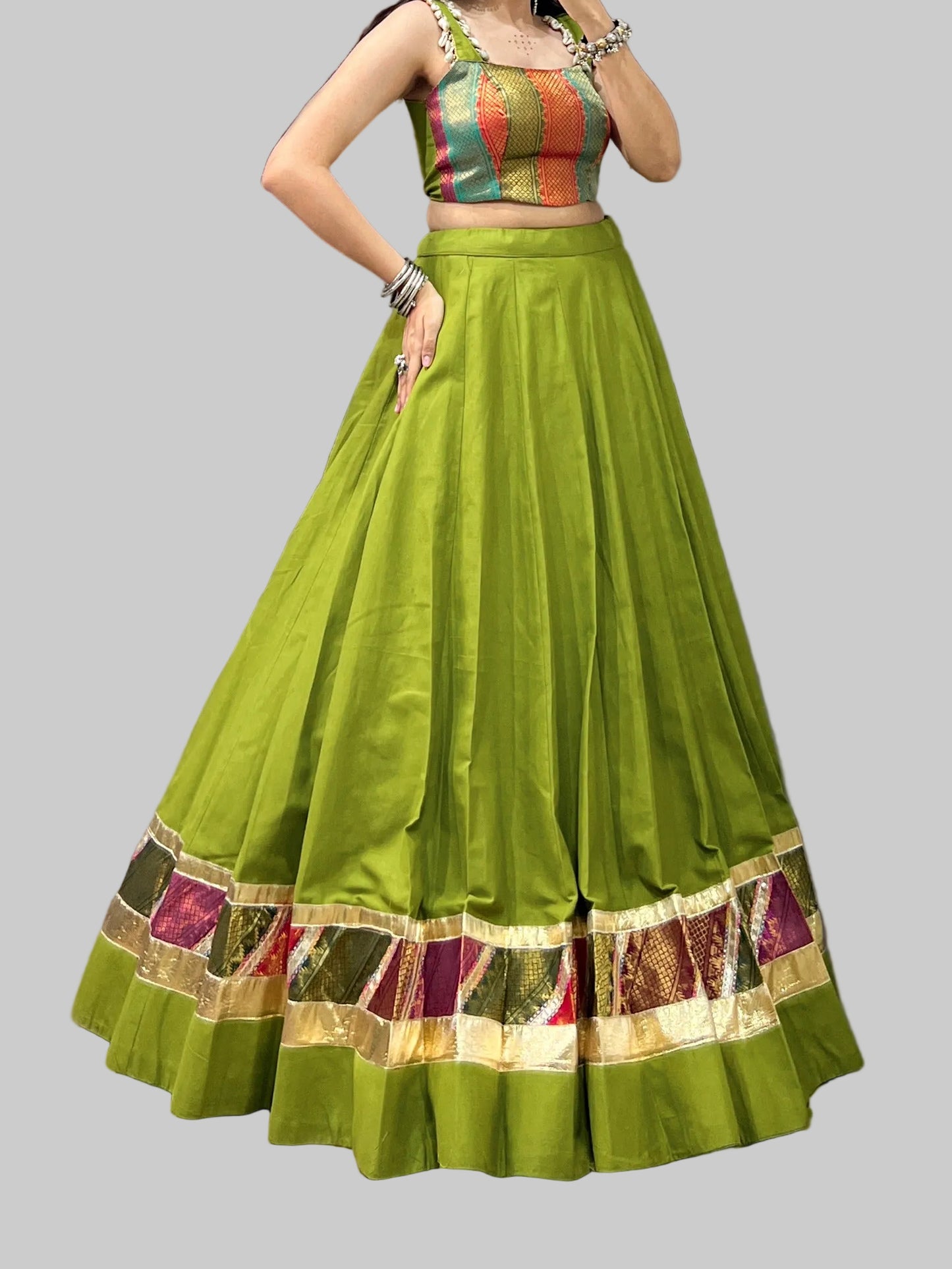 Lahenga Choli