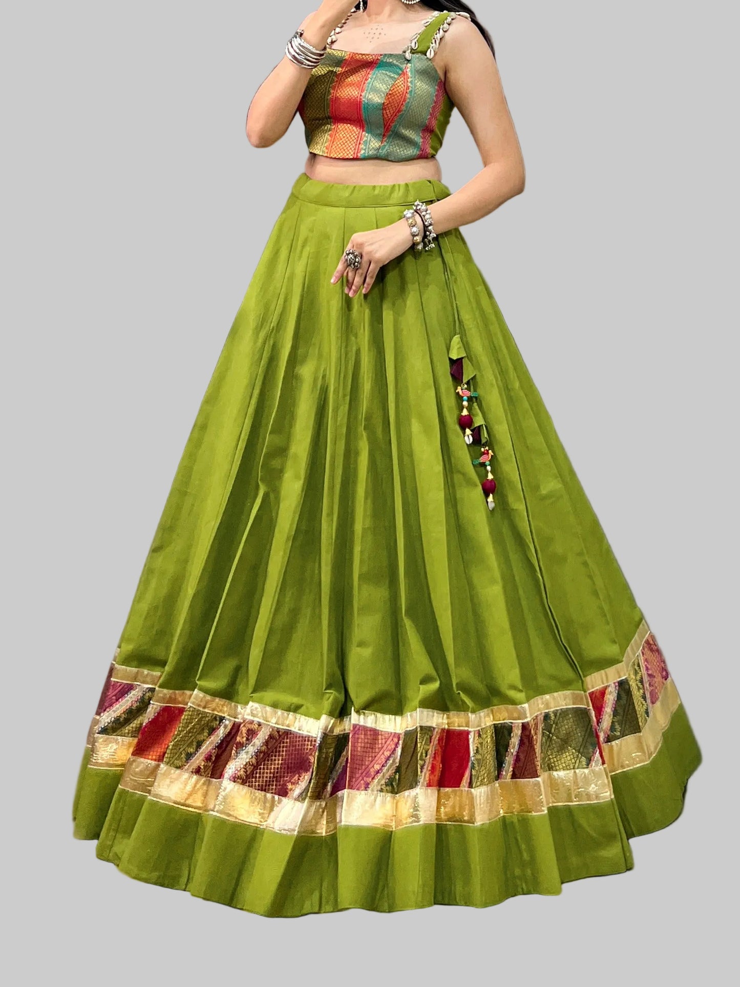 Lahenga Choli