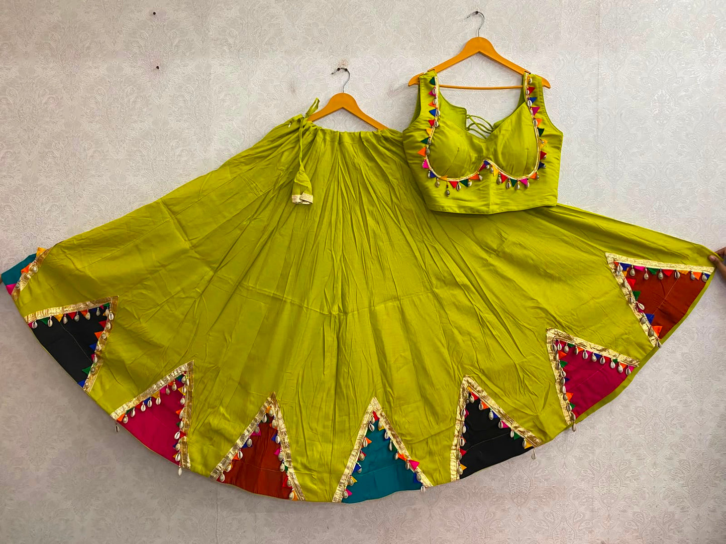Lahenga Choli set
