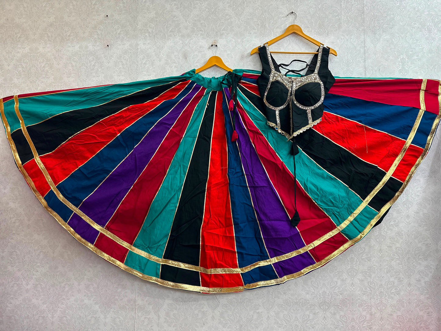 Lahenga Choli set