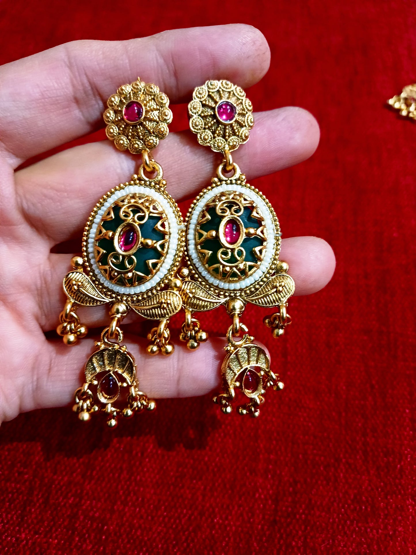 Heritage Necklace set