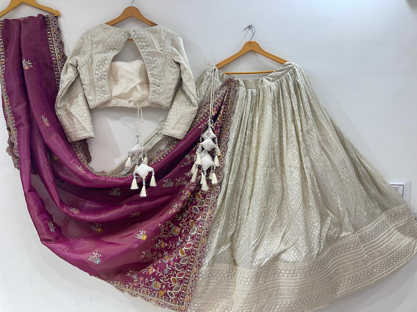 Lahenga Choli