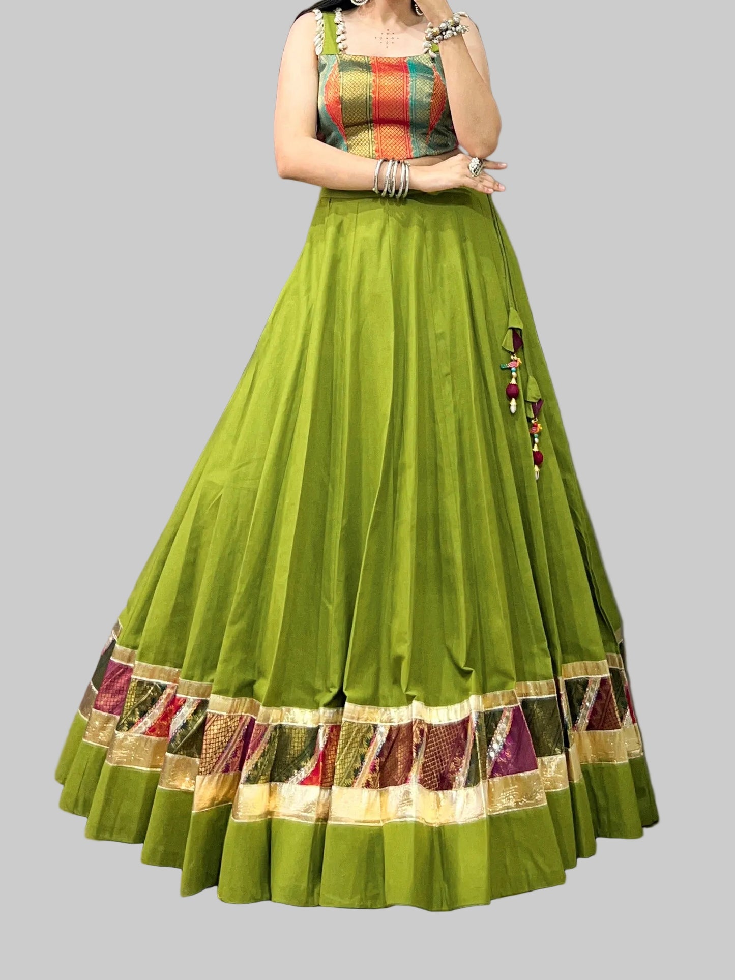 Lahenga Choli