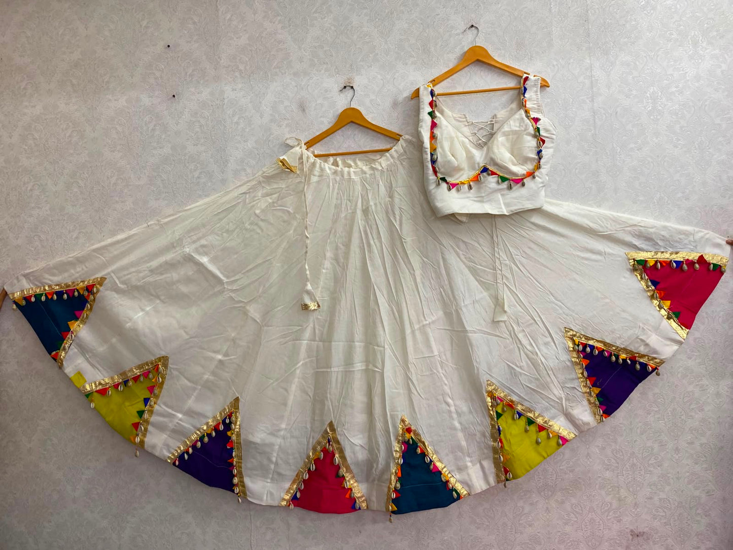 Lahenga Choli set